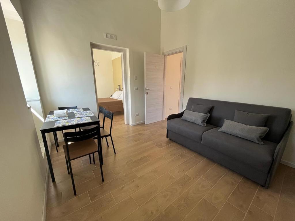 カターニアCasa Del Soleアパートメント エクステリア 写真