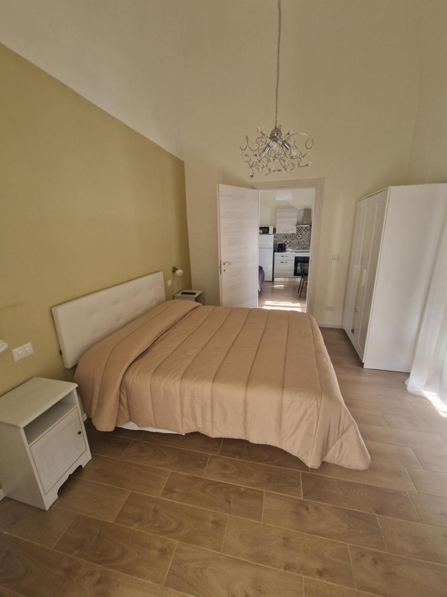 カターニアCasa Del Soleアパートメント エクステリア 写真