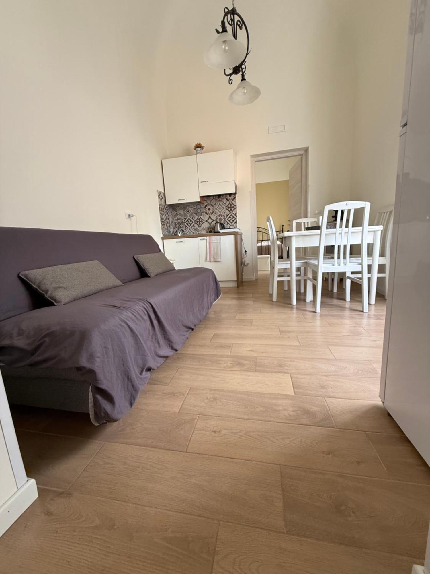 カターニアCasa Del Soleアパートメント エクステリア 写真